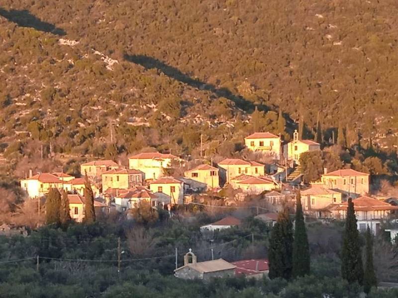 Χαραυγή: Ενα διαμάντι της Μεσσηνιακής Μάνης