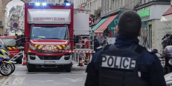 Γαλλία: Ένας 30χρονος πέθανε αφού αστυνομικοί τον χτύπησαν τουλάχιστον 10 φορές με όπλο τέιζερ