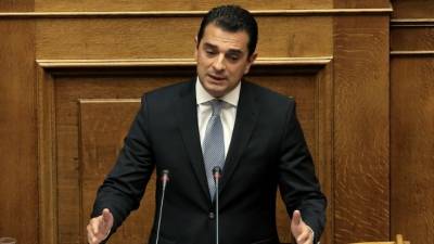 Κώστας Σκρέκας: Ο κ. Τσίπρας μοιράζει επιδοματάκια φτώχειας για να διασωθεί πολιτικά