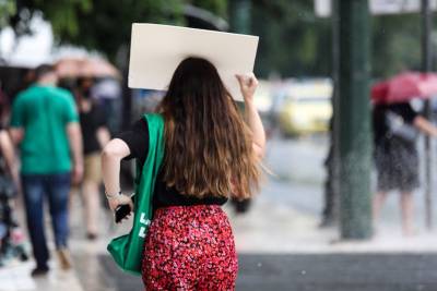 Ραγδαία επιδείνωση του καιρού με βροχές και καταιγίδες (Βίντεο)
