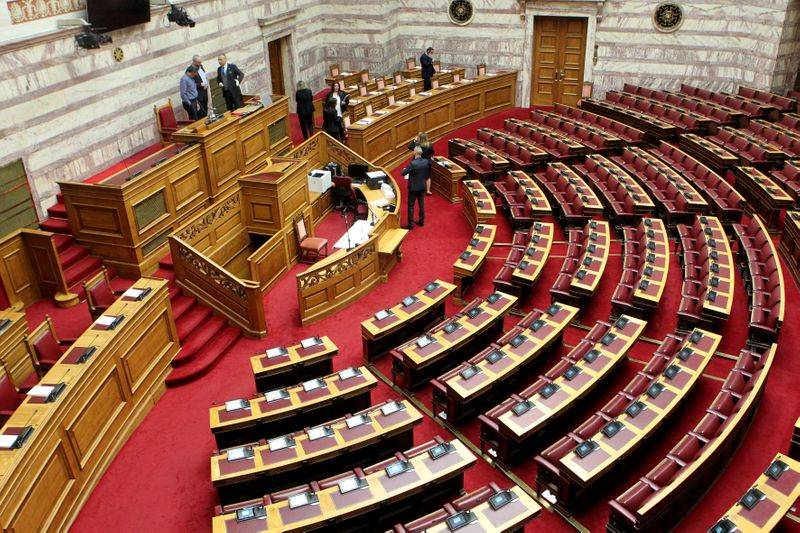 Για νομοθετικό έργο και μόνο με 18 βουλευτές, η λειτουργία του κοινοβουλίου