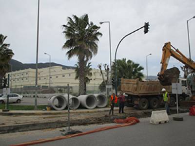 Κλειστή μέχρι αύριο η κεντρική είσοδος του Νοσοκομείου Καλαμάτας λόγω του αντιπλημμυρικού