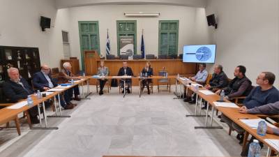 Συνάντηση Μαντά με εκπροσώπους συνεταιρισμών και ομάδων παραγωγών: Καταγραφή προβλημάτων του πρωτογενή τομέα