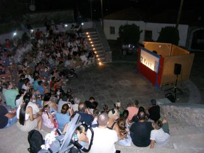 Παράσταση καραγκιόζη στο Διαβολίτσι