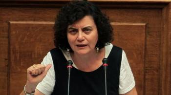 Βαλαβάνη: Δεν πρέπει να νιώθουν βλάκες όσοι πλήρωσαν τα χρέη τους στην εφορία