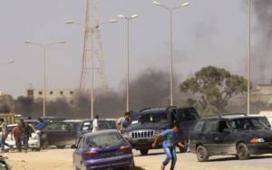 «Βυθίζεται» στο χάος η Λιβύη