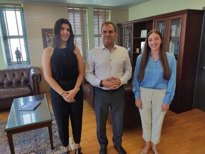 Δύο υποψήφιες στην Κοινότητα Καλαμάτας ανακοίνωσε ο Βασιλόπουλος