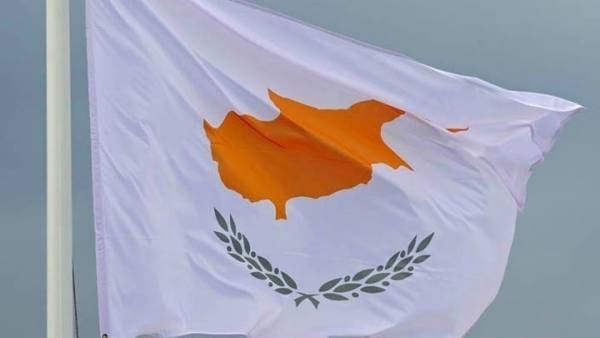 Απαράδεκτο το status quo στην Κύπρο, δηλώνει η υποψήφια πρέσβης των ΗΠΑ Τζ. Φίσερ - Σημαντική παρέμβαση Μενέντεζ