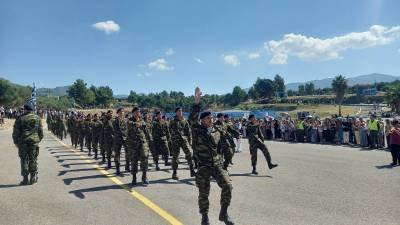 Ορκωμοσία 749 νεοσύλλεκτων στο Στρατόπεδο Καλαμάτας