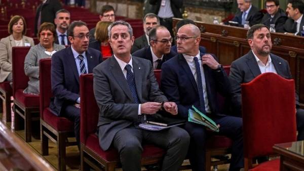 Ποινές έως 13 χρόνια για ηγέτες της Καταλονίας