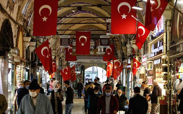 Ξεπέρασαν τους 5.000 οι θάνατοι από κορονοϊό στην Τουρκία