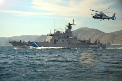 Ναυάγιο με μετανάστες στην Ικαρία – Διάσωση 16 ατόμων