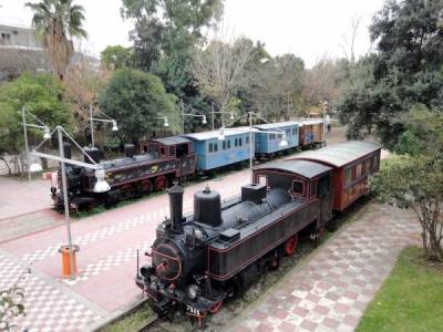 Καλαμάτα: Εντονη αντίδραση για τους... εθελοντές μαυροφορεμένους σεκιούριτι στο Πάρκο Σιδηροδρόμων