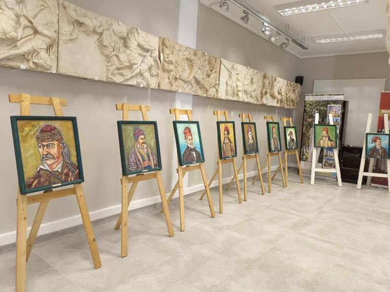 Εκθεση ξυλόγλυπτων πορτρέτων ηρώων στο Πολεμικό Μουσείο Καλαμάτας