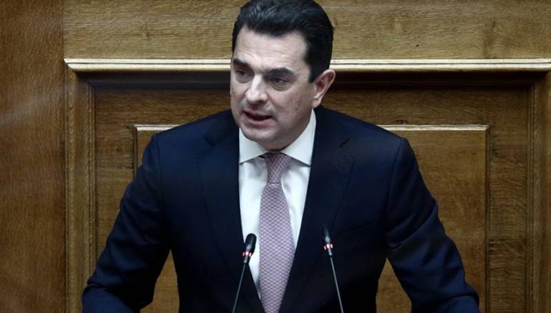 Σκρέκας: Πέντε νέα προγράμματα για νοικοκυριά και επαγγελματίες