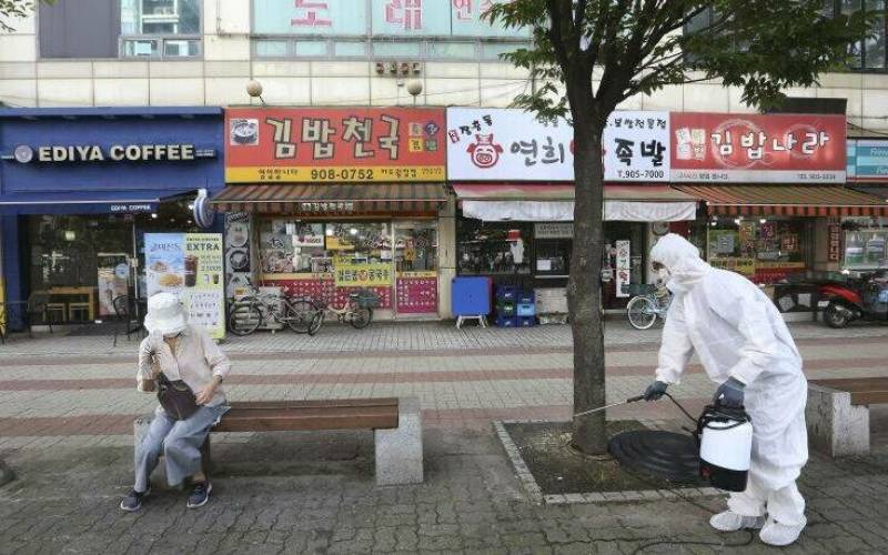 Η Νότια Κορέα αυστηροποιεί τα περιοριστικά μέτρα για τον περιορισμό του κορονοϊού