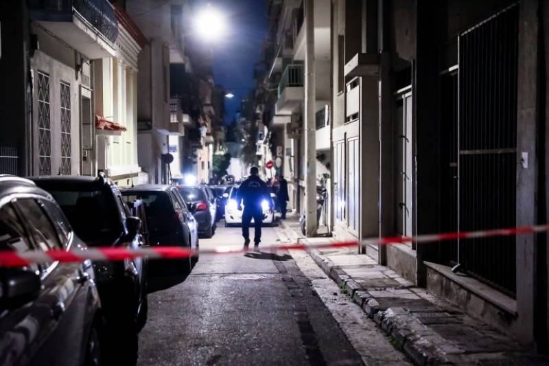 Κολωνός: Δίωξη στον 38χρονο για τον θάνατο της συντρόφου του (βίντεο)