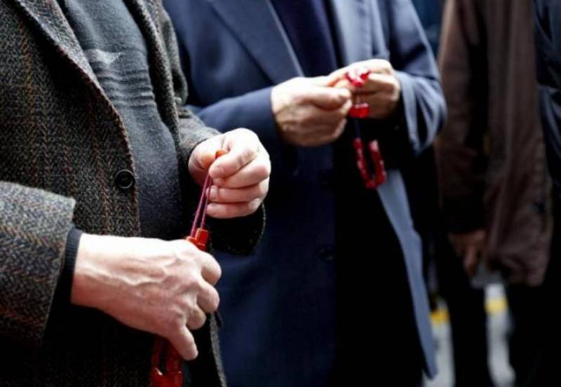 Είναι δυνατό να επιβραδυνθεί η μείωση και η γήρανση του πληθυσμού της Ελλάδας, και αν ναι, πώς;