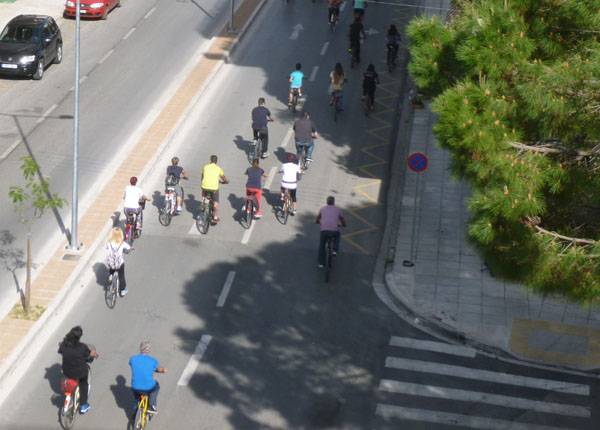 Οι ποδηλάτες αναπαράγουν την οδηγική καφρίλα Ι Σωτήρης Θεοδωρόπουλος