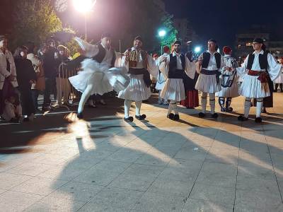 Παράσταση για τα 30 χρόνια  ζωής του συλλόγου “Ξενία”