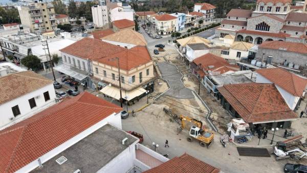 Σύμβαση για ανάδειξη Κέντρου Εμπορίου Κυπαρισσίας