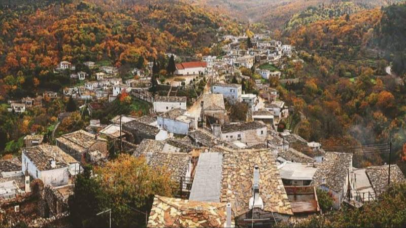 Φθινοπωρινή εκδρομή σε ένα από τα ομορφότερα χωριά της Πελοποννήσου