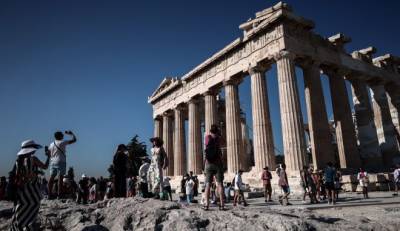 Ακρόπολη: Συνελήφθη 36χρονος Ρουμάνος που έκλεψε δύο κομμάτια μάρμαρο