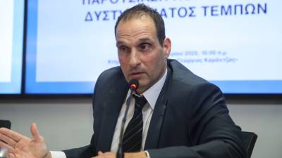 Βαρύ κλίμα στην κυβέρνηση για Παπαδημητρίου
