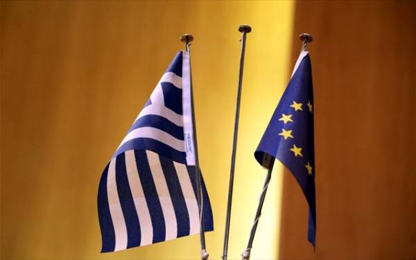 Forbes: Η Ελλάδα αναρρώνει