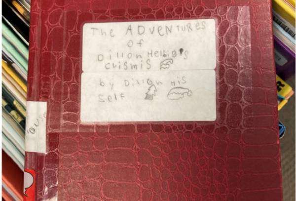 ΗΠΑ: Ένας 8χρονος άφησε κρυφά το χειρόγραφό του σε βιβλιοθήκη και έγινε &quot;best seller&quot;