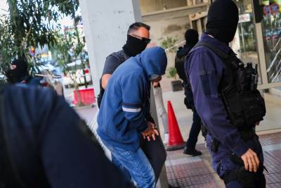 Blue Horizon: Προφυλακίστηκαν πλοίαρχος και ύπαρχος για το θάνατο του 36χρονου (βίντεο)