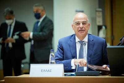 Δένδιας από Βρυξέλλες: Να υποδειχθούν «κόκκινες γραμμές» στην Τουρκία για τα Βαρώσια