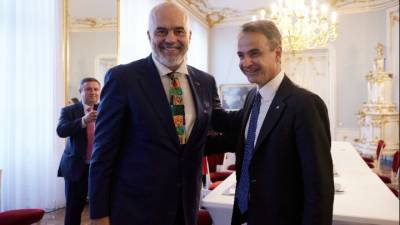 &quot;Συγνώμη&quot; για τις δηλώσεις του ζήτησε ο Έντι Ράμα από τον Κυριάκο Μητσοτάκη