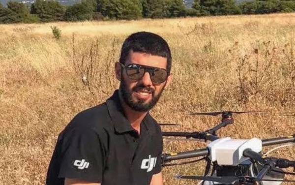 Μητσοτάκης: Σύνταξη στη σύζυγο του εθελοντή πυροσβέστη που έχασε τη ζωή του στις φωτιές