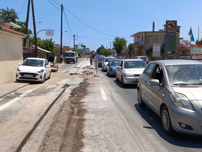 Ουρές και ταλαιπωρία στο Ασπρόχωμα