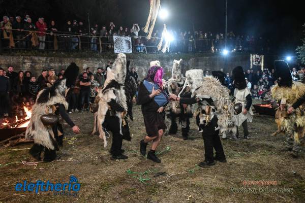 Παραδοσιακό δρώμενο με τους Λυκοκάντζαρους στο Ελαιοχώρι (φωτογραφίες)