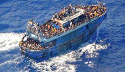 Συνεχίζονται οι έρευνες στη θαλάσσια περιοχή νοτιοδυτικά της Πύλου για τον εντοπισμό τυχόν αγνοουμένων