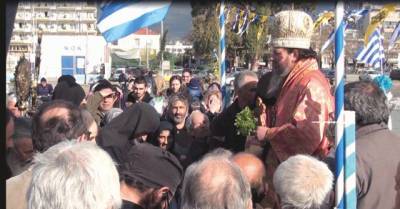 Τα Θεοφάνια των παλαιοημερολογιτών στην Καλαμάτα (φωτογραφίες)