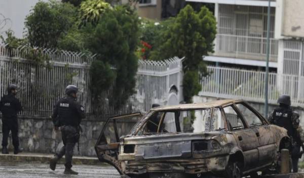 Βενεζουέλα: Αιματηρές συγκρούσεις αστυνομικών με μέλη συμμοριών στο Καράκας