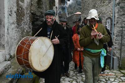 Αναβίωσε το δρώμενο της Ευετηρίας στη Νέδουσα (φωτογραφίες)