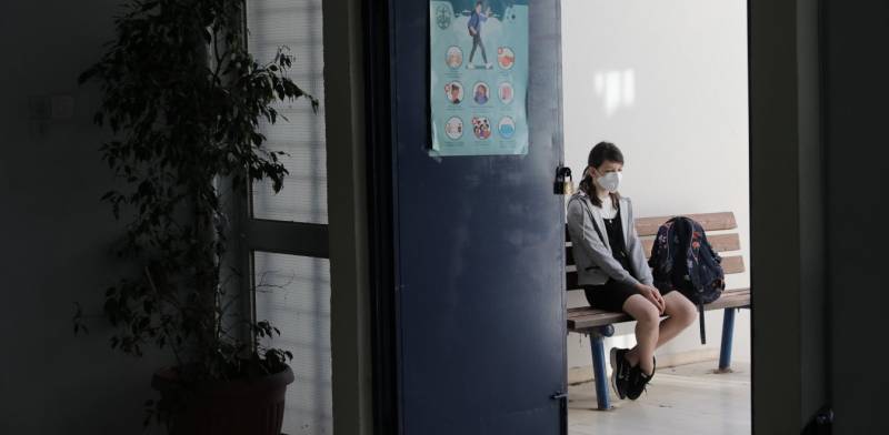Σχολεία: Πώς θα επιστρέψουν οι μαθητές - Πότε θα κλείνουν τμήματα