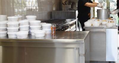 Χριστούγεννα με στήριξη για δεκάδες οικογένειες