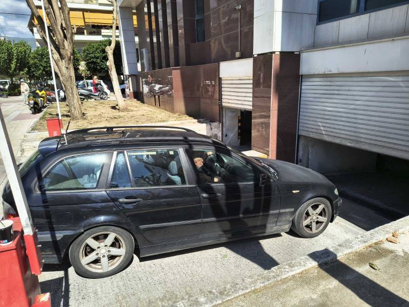 Καλαμάτα: Προσωρινά κρατούμενος ο 38χρονος για τους πυροβολισμούς κατά της πρώην συντρόφου του