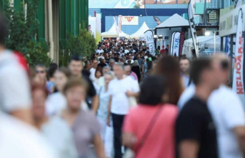Πυρετώδεις προετοιμασίες πέντε ημέρες πριν από τα εγκαίνια της ΔΕΘ (βίντεο)