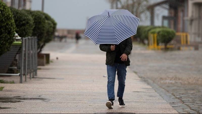 Ισχυρές βροχές, καταιγίδες και θυελλώδες νότιοι άνεμοι από αργά το απόγευμα