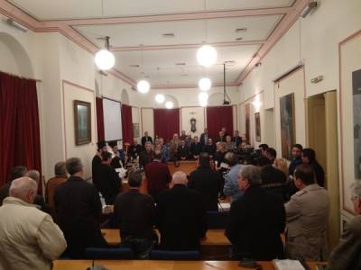 Εκοψε πίτα το Δημοτικό Συμβούλιο Καλαμάτας