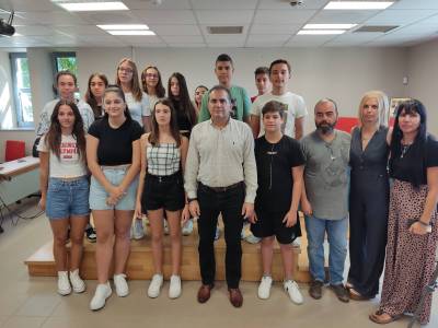 Μαθητές του 5ου Γυμνασίου στον δήμαρχο Καλαμάτας