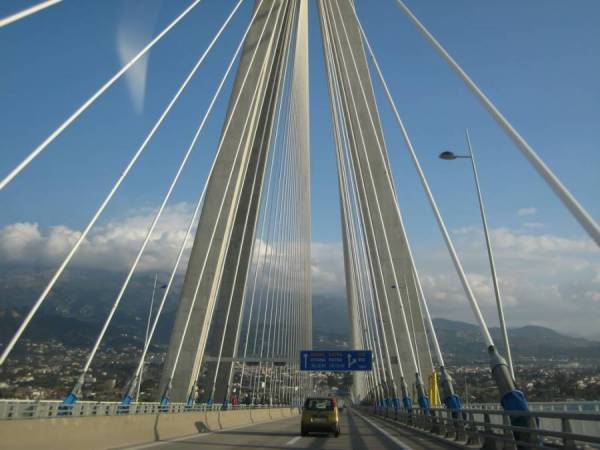 Δωρεάν διέλευση από διόδια γέφυρας Ρίου - Αντιρρίου και Εγνατίας Οδού