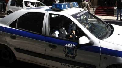 Αποπειράθηκε να σκοτώσει την αδελφή του και τον σκύλο της, συνελήφθη 24χρονος