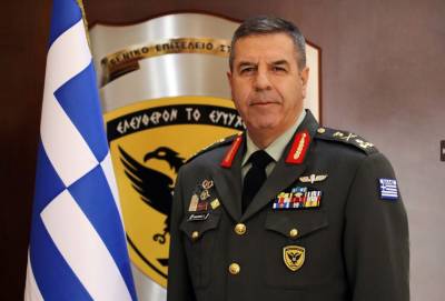 Αποστρατεύτηκε ο Μεσσήνιος Αρχηγός ΓΕΣ Χαράλαμπος Λαλούσης